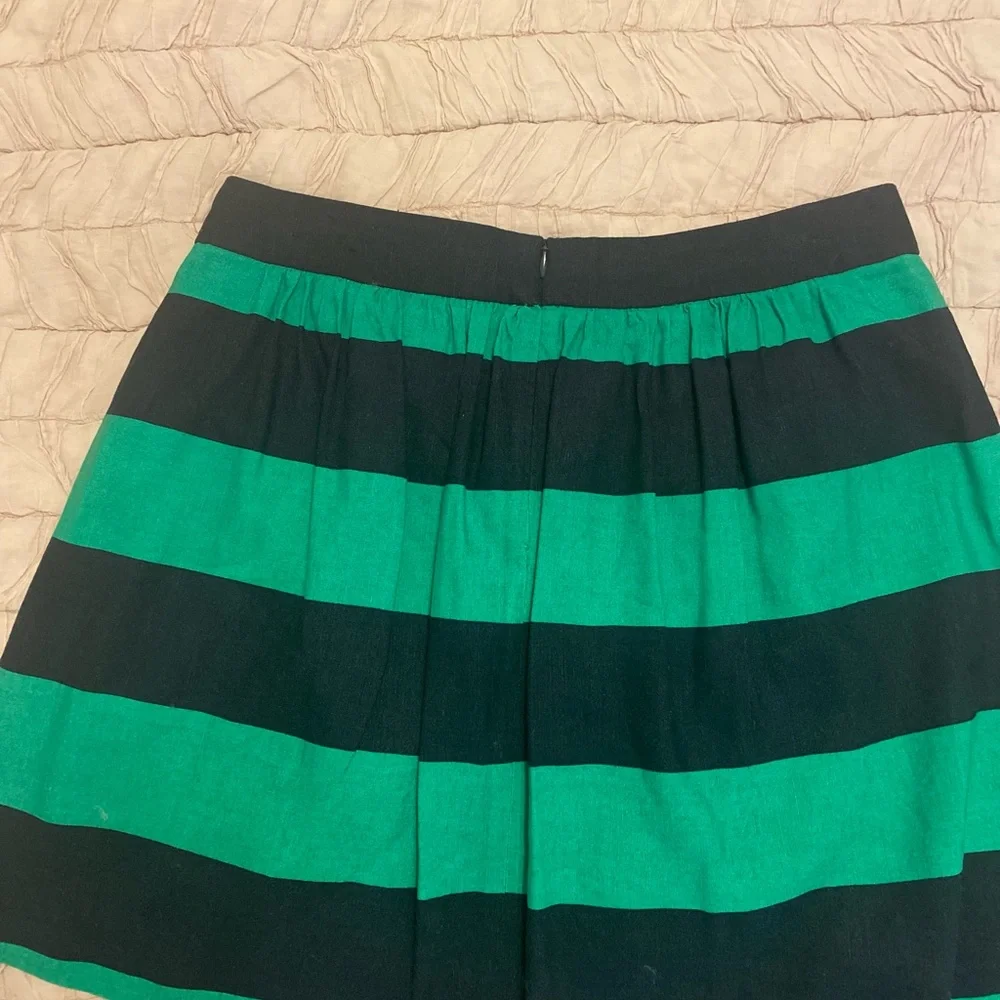 Banana Republic Skirt Size 10 - Picture 2 of 7